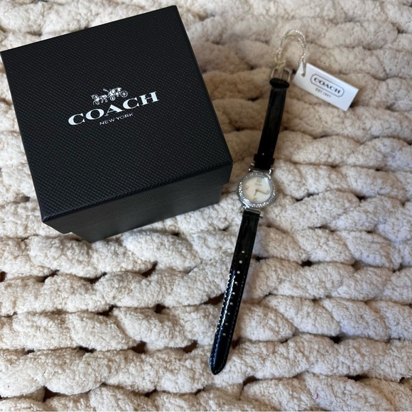 Coach watch with leather strap new - Picture 5 of 12